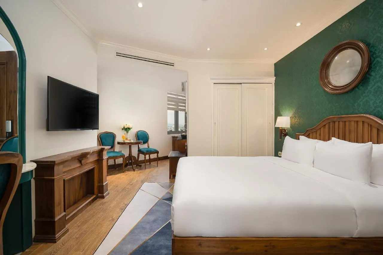 La Belle Vie Boutique Hotel Da Nang 4*,
